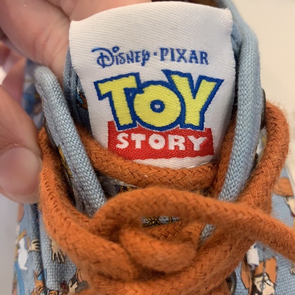 RARE Vans x Disney Pixar Toy Story Authentic sneakers - Great condition! - Picture 4 of 8